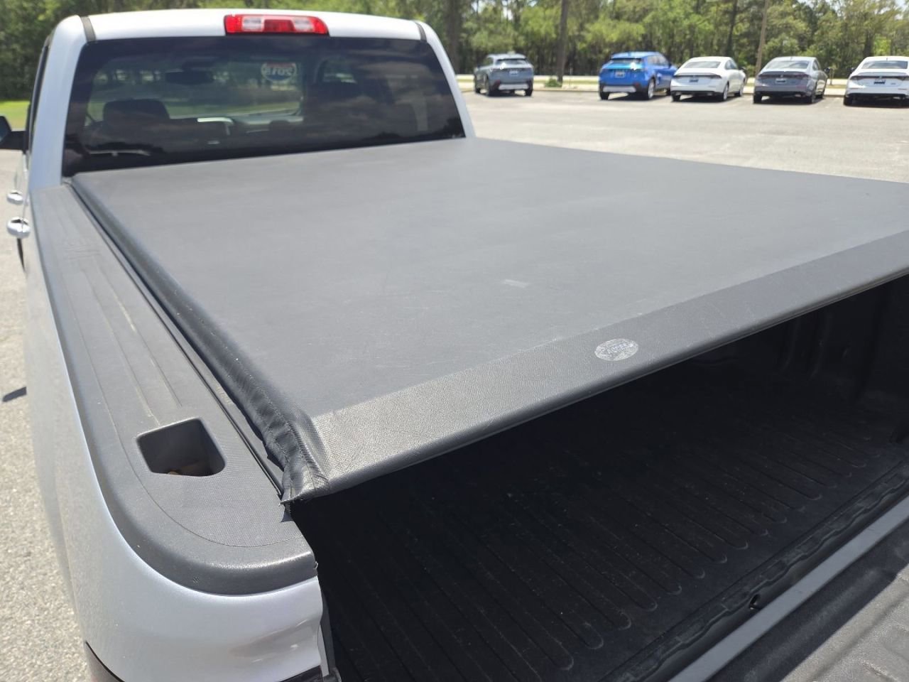 Used 2015 QUICKSILVER METALLIC GMC SLE image 17