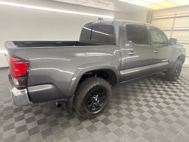 Used 2022 Gray Toyota SR5 image 20