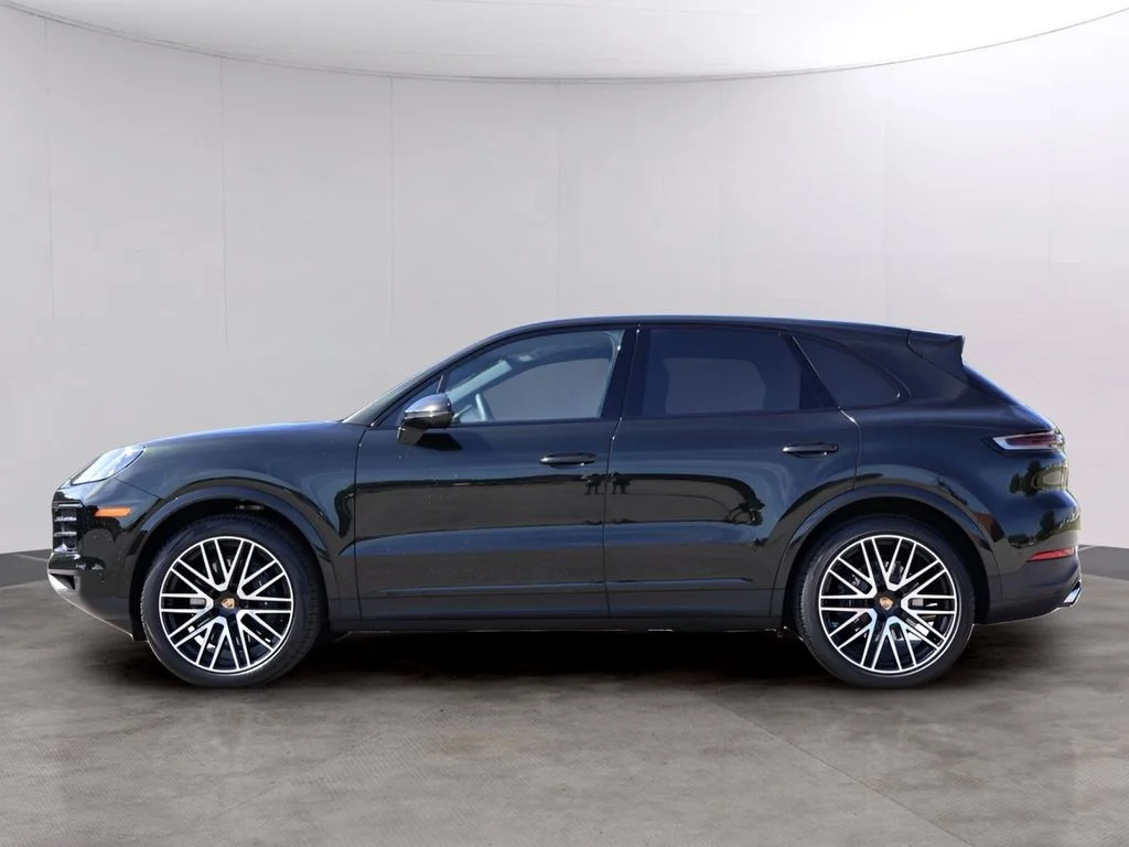 Certified Used 2025 Olive Porsche  image 2