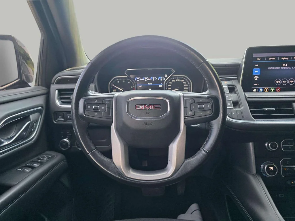 Used 2021 Black GMC SLE image 12