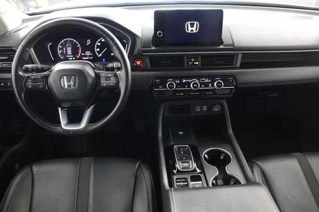 Used 2023 Platinum White Pearl Honda Touring image 2