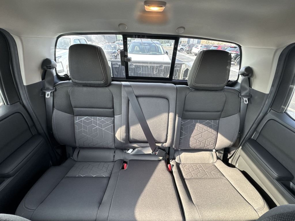 2026 Nissan Frontier SV - Photo 14