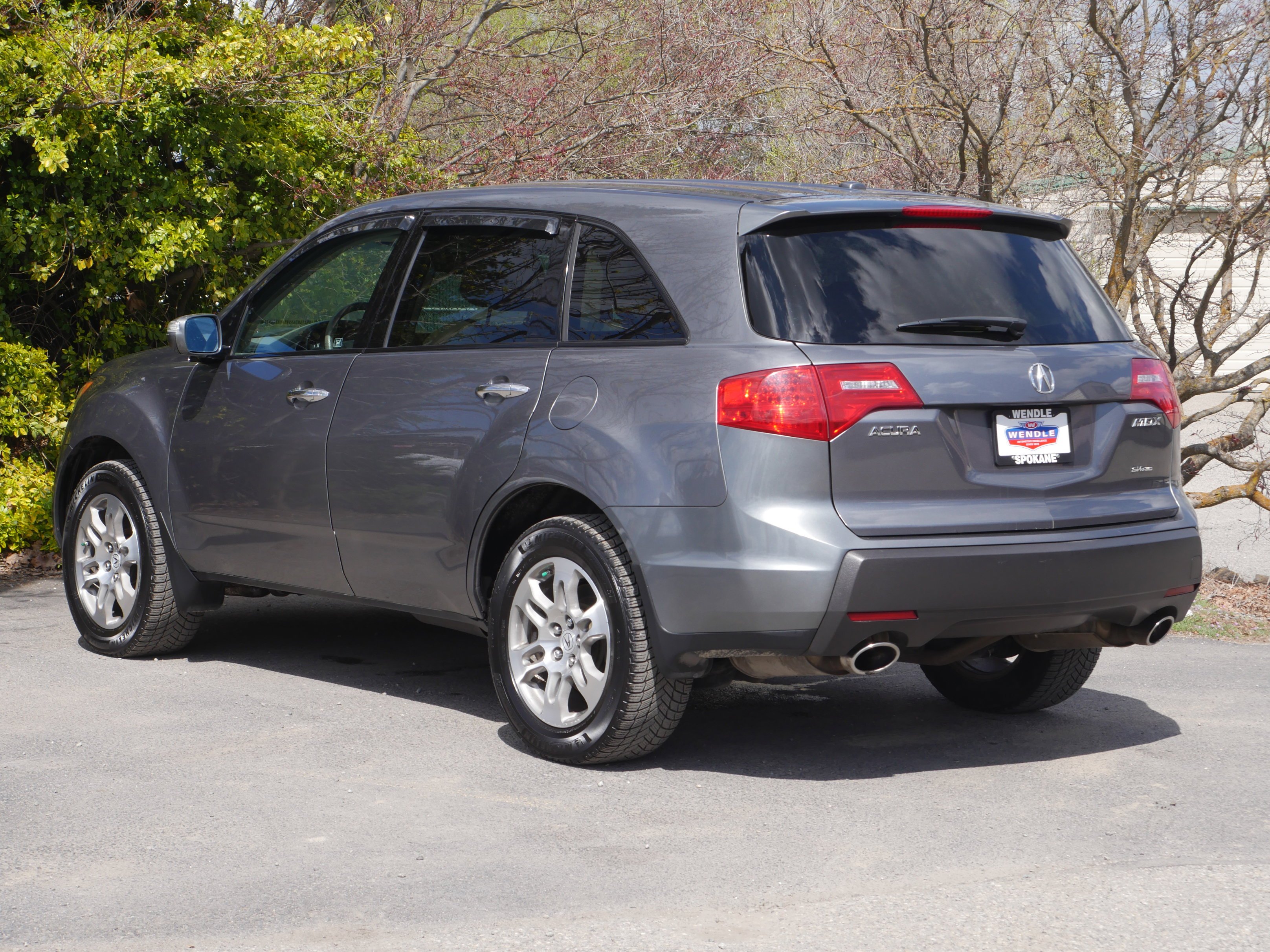 Used 2008 Sterling Gray Metallic Acura  image 17