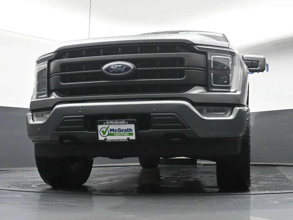 Used 2023 Gray Ford Lariat image 8