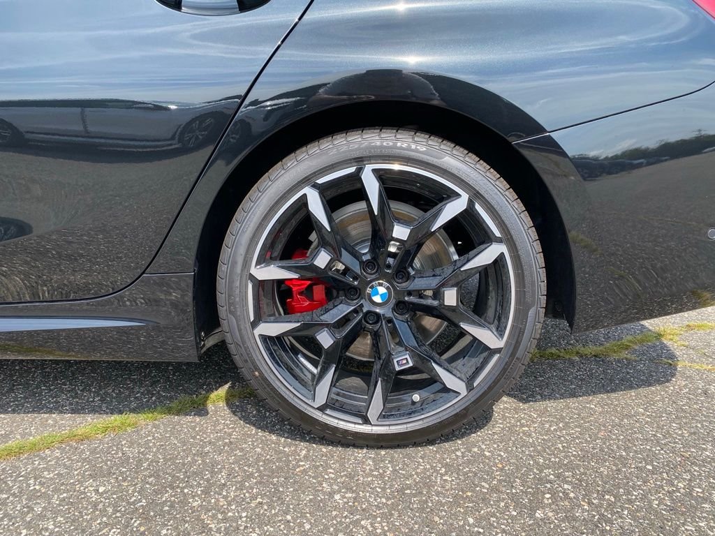 New 2026 Black Sapphire Metallic BMW 330i NA xDrive image 5