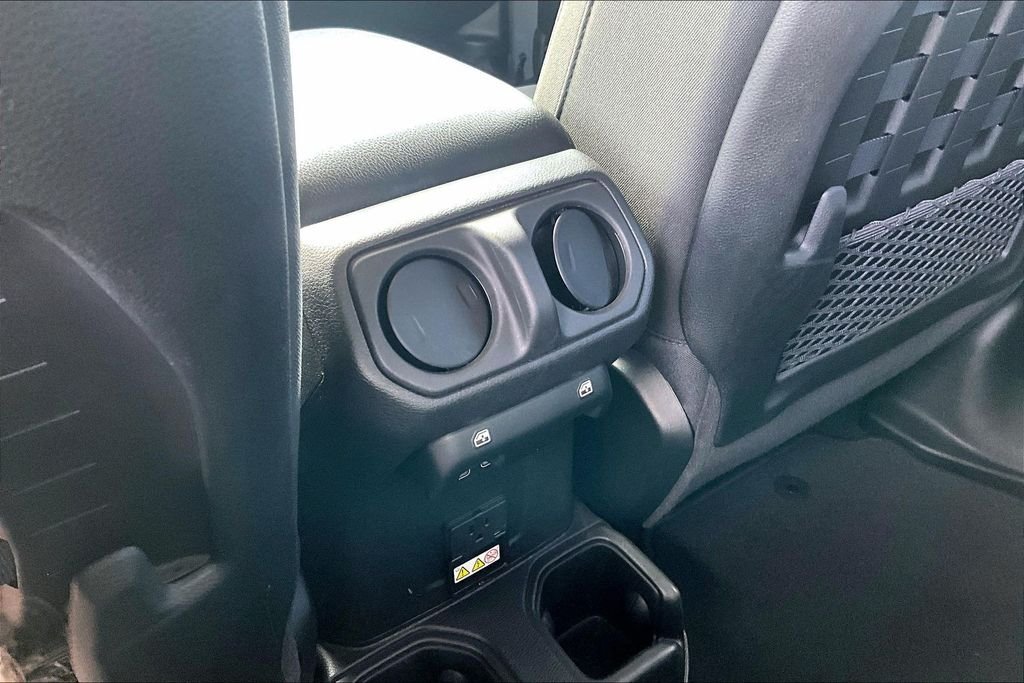 Used 2022 Gray Jeep Rubicon image 24