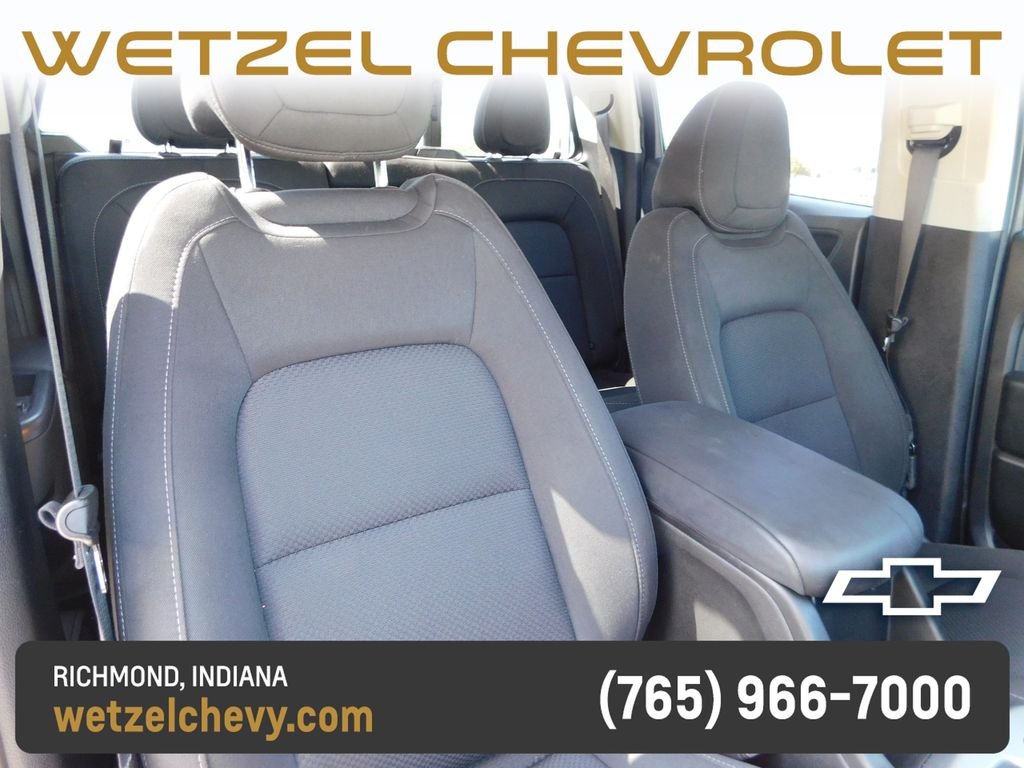 Used 2022 White Chevrolet LT image 23