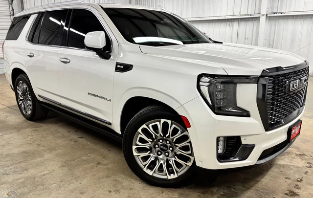 2023 GMC Yukon Denali Ultimate