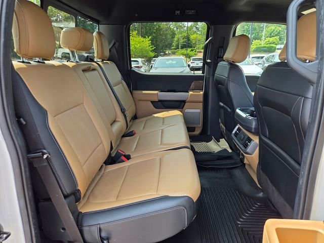 Used 2022 White Ford Lariat image 21