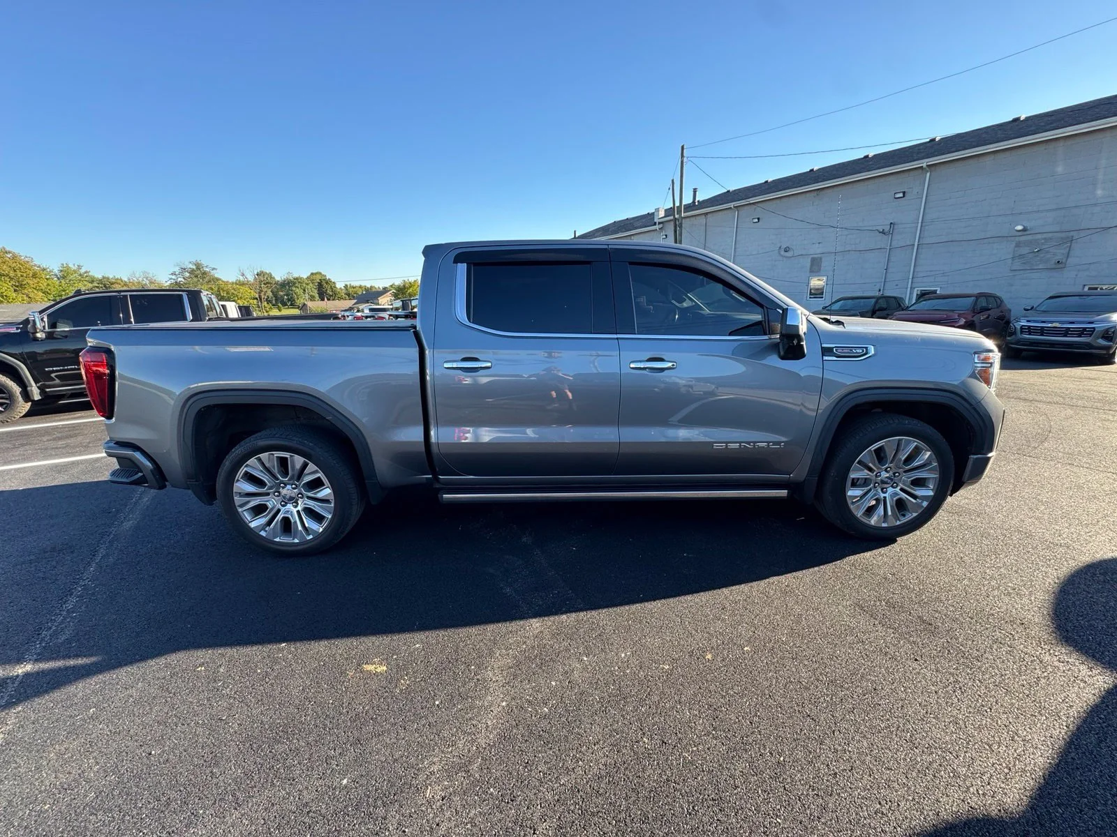 Used 2021 Gray GMC Denali image 7