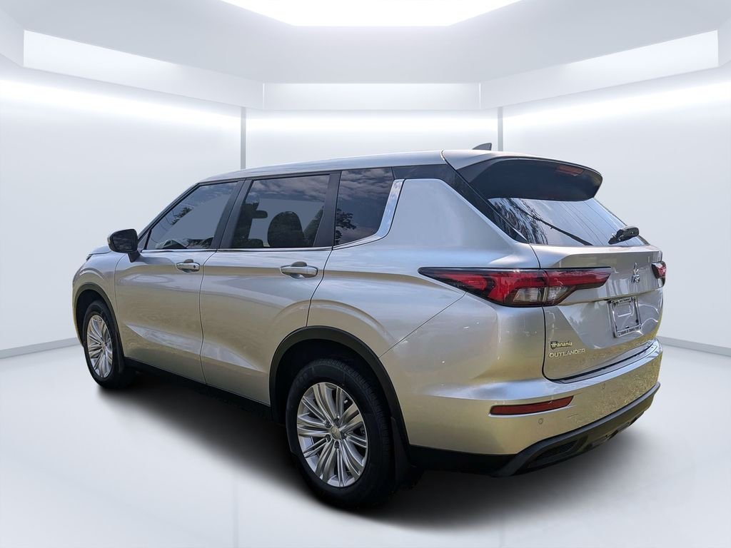 Used 2024  Mitsubishi ES image 5