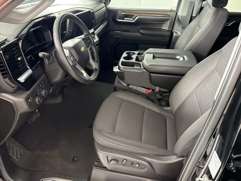 Used 2024 Black Chevrolet LT image 32