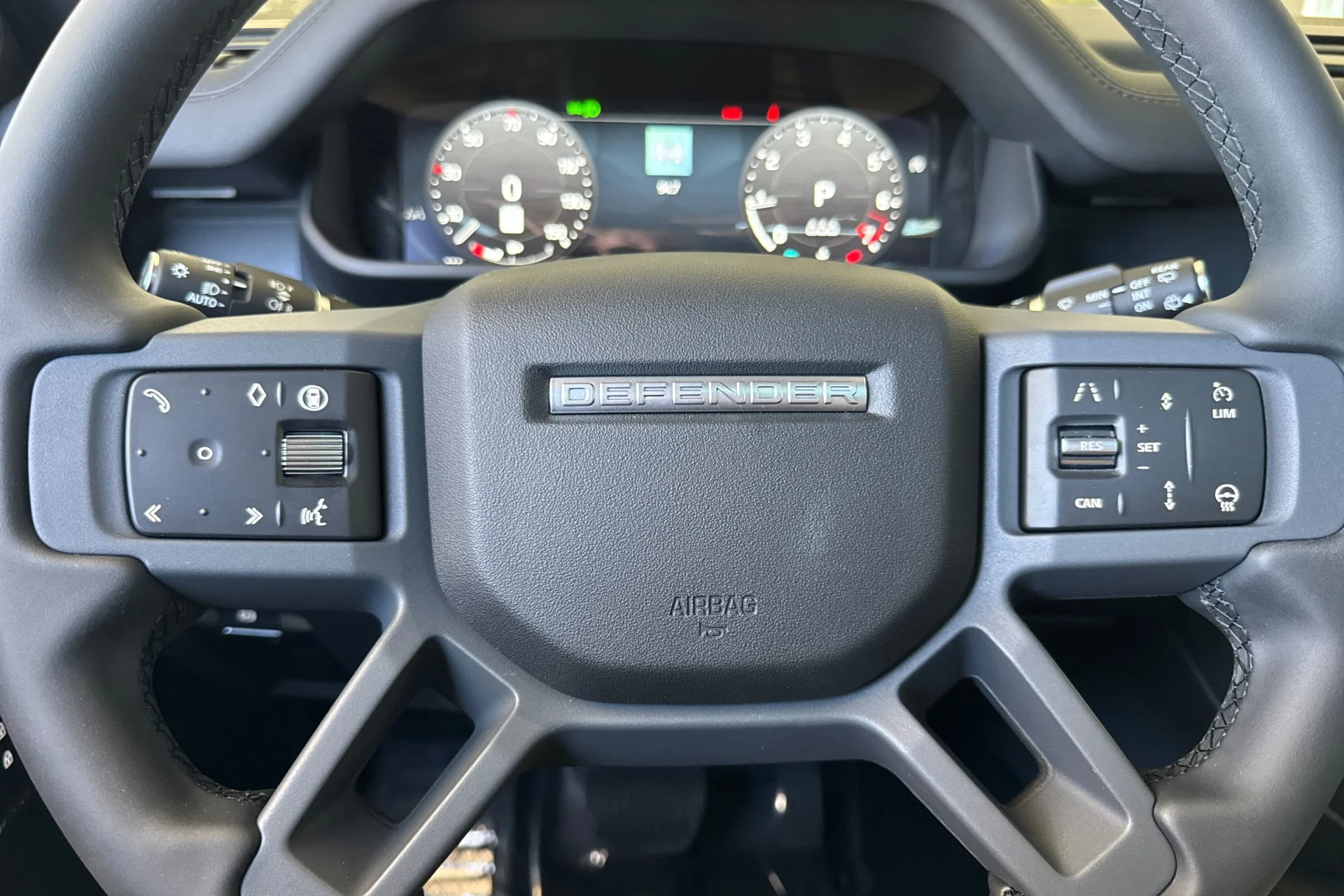 New 2026 Woolstone Green Land Rover S image 26