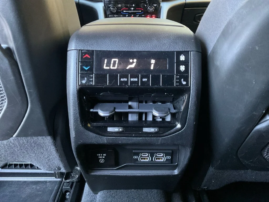 Used 2022 Black Jeep Limited image 24