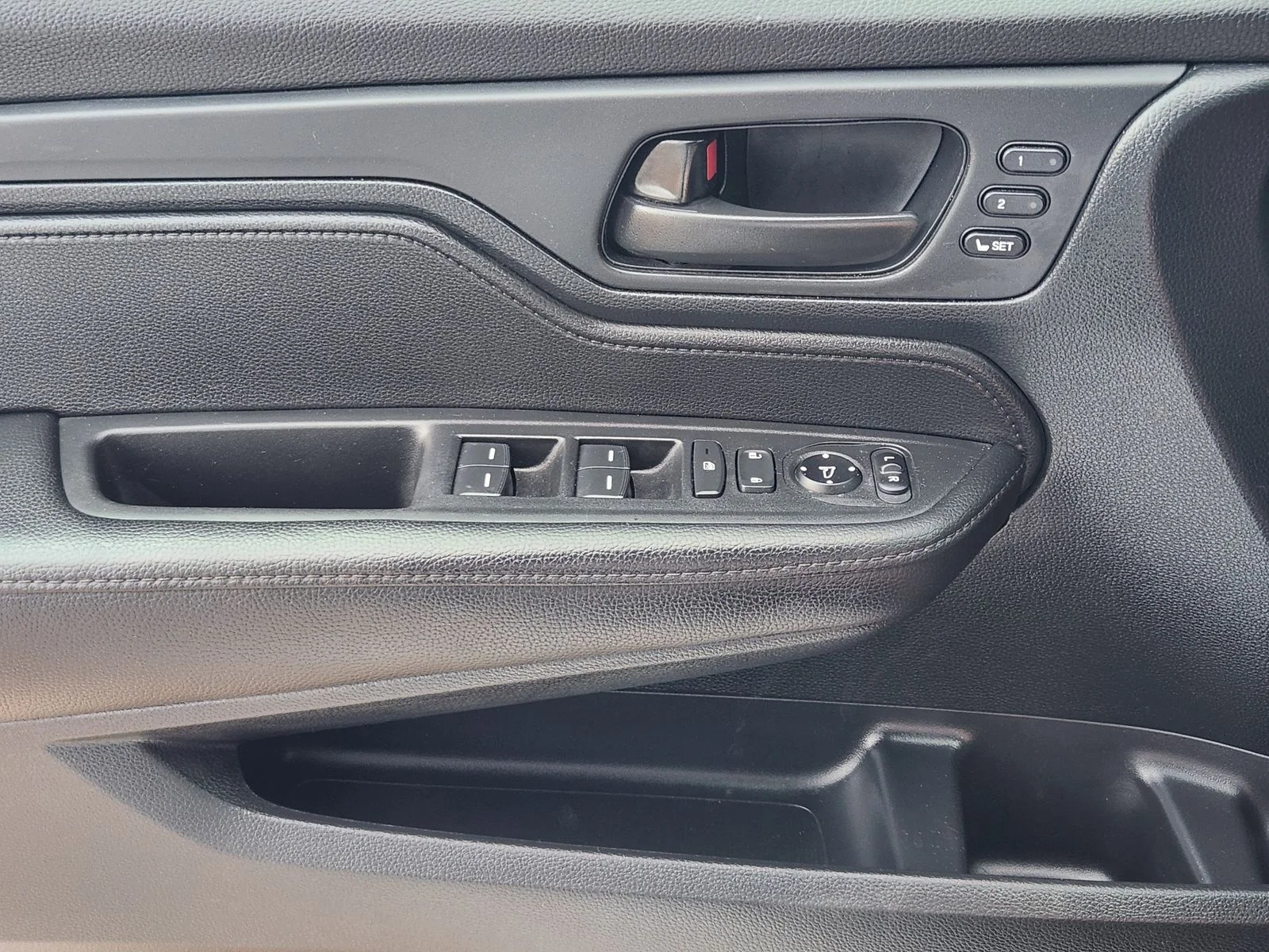 Used 2024  Honda Sport image 22