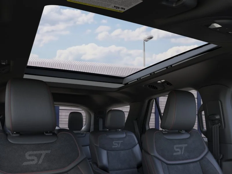 New 2026 Star White Metallic Tri-Coat Ford ST image 22
