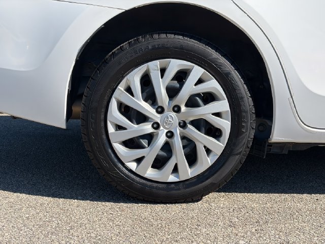 Used 2017 Super White Toyota LE image 13