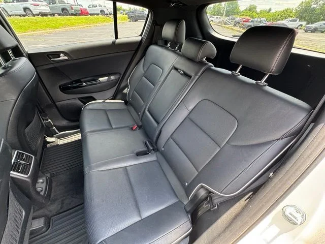 Used 2020 Snow White Pearl Kia SX image 17