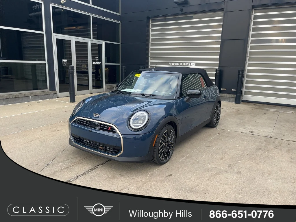 2026 MINI Convertible Cooper S's photo