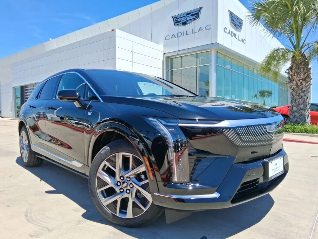 2026 Cadillac Optiq Luxury's photo