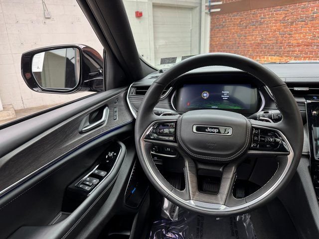 2024 Jeep Grand Cherokee Overland 4xe - Photo 13