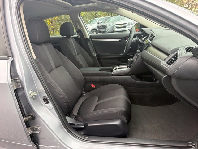 Used 2017  Honda EX-T image 25
