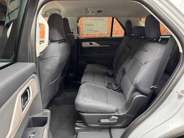 New 2026 Space White Metallic Ford Active image 22