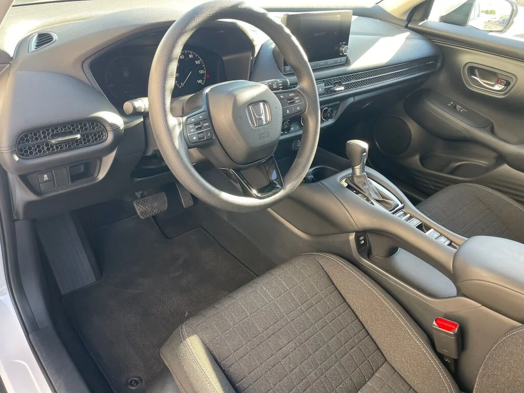 Certified Used 2024 Platinum White Pearl Honda LX image 6