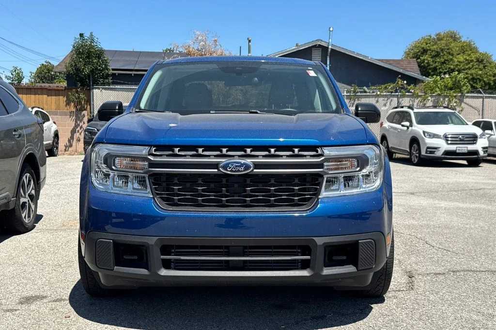 Used 2024 Blue Ford XLT image 3