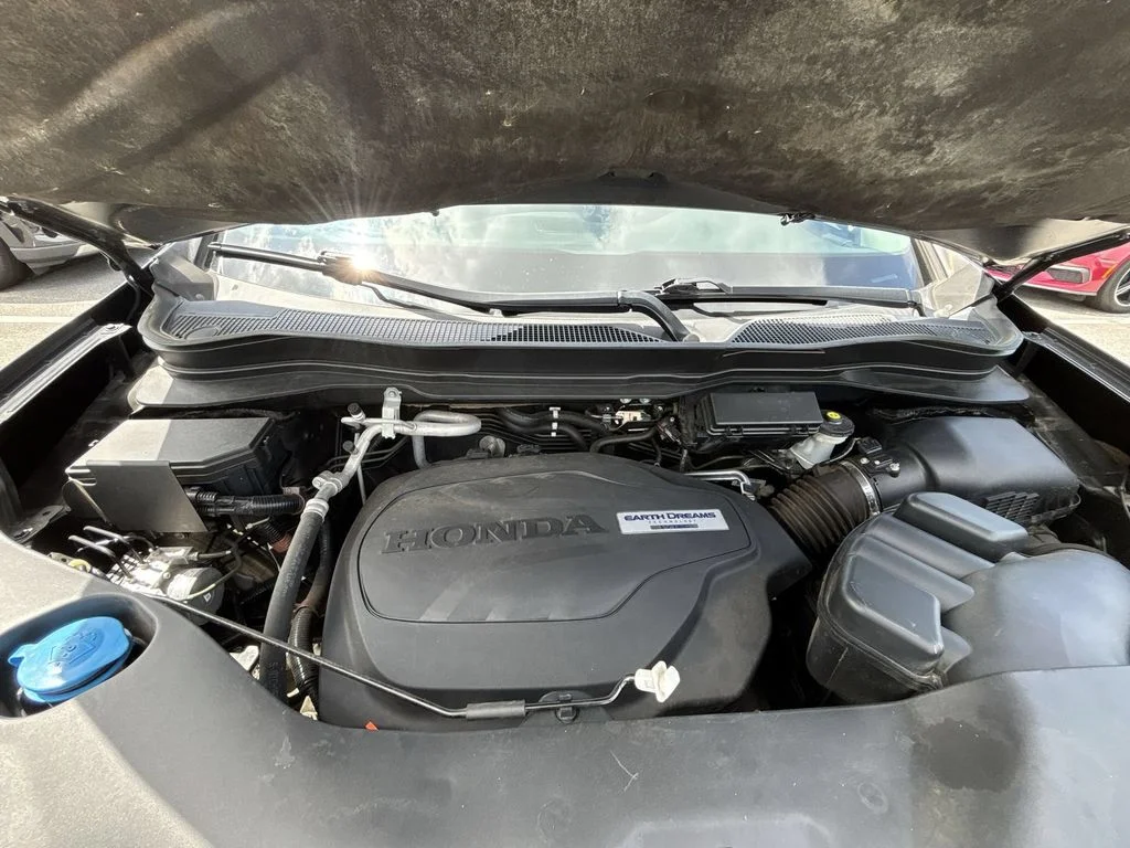 Used 2020  Honda Touring image 18