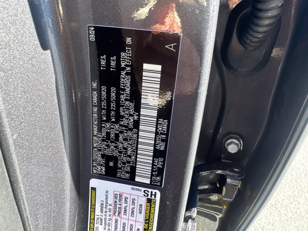 Used 2025 Gray Lexus 350h Luxury image 27