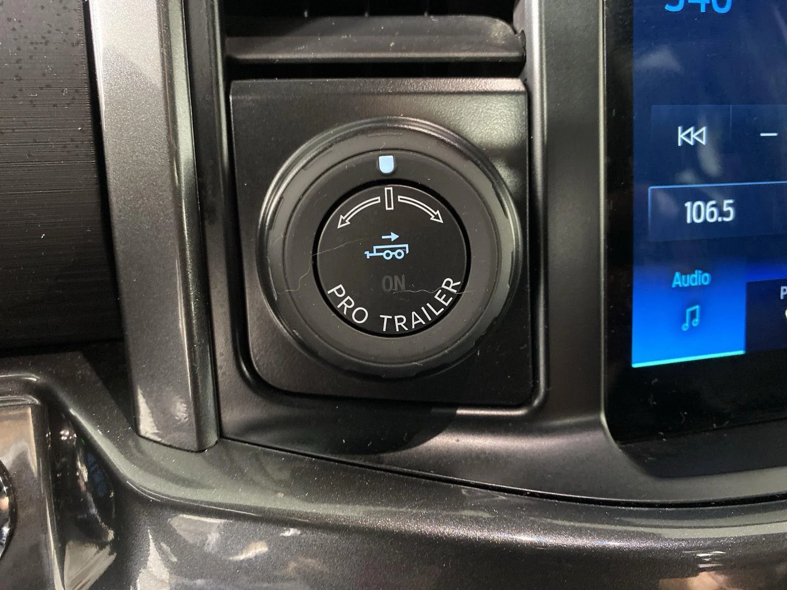 Used 2022 Iconic Silver Ford XLT image 21