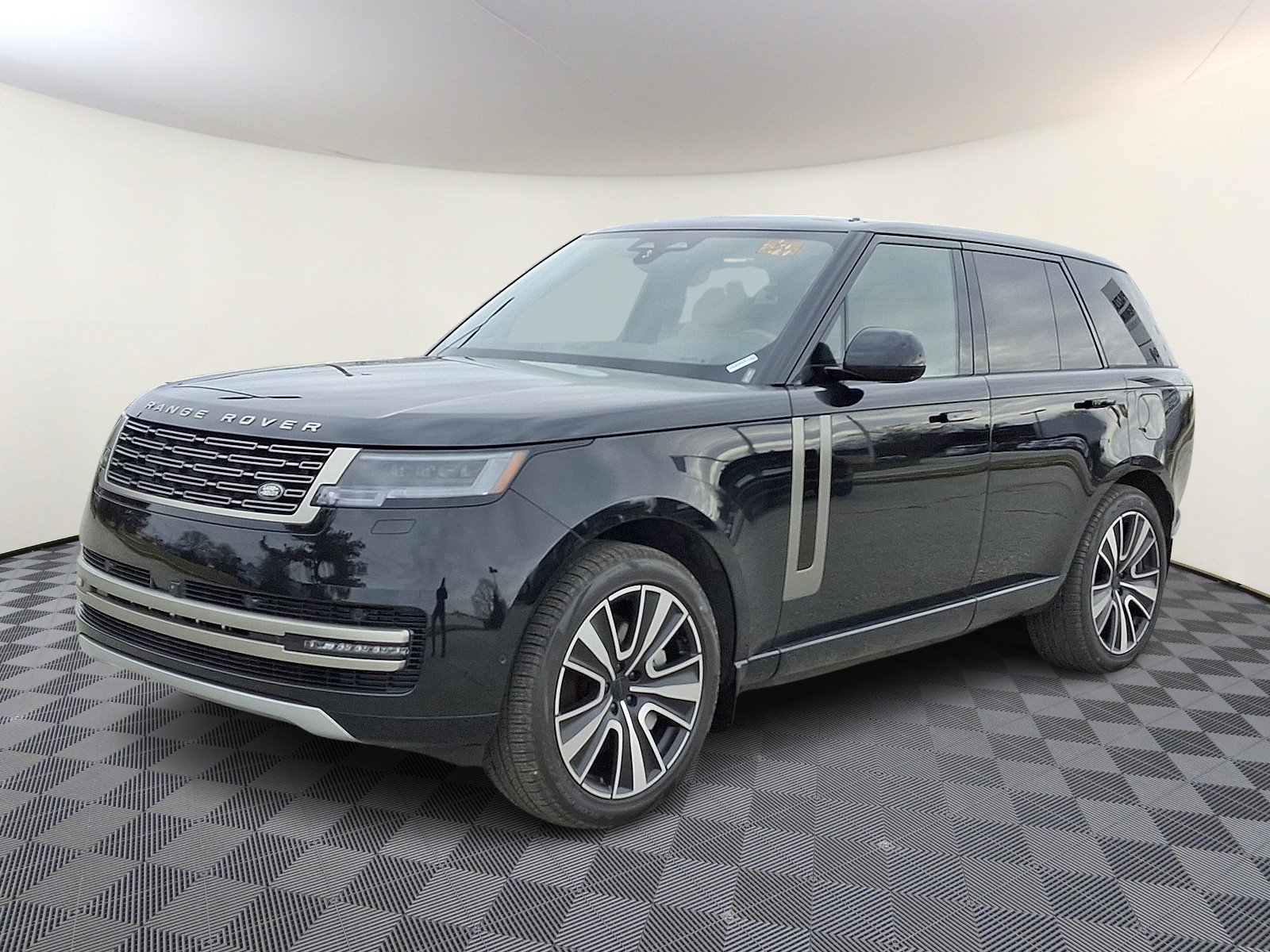 2026 Land Rover Range Rover - Image 1