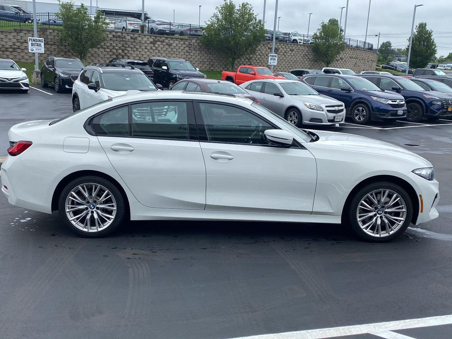 Used 2023 Alpine White BMW 330i xDrive image 2
