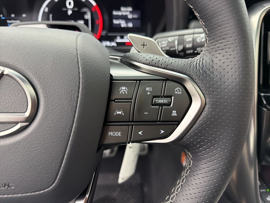 2026 Lexus LX 700h F-Sport - Photo 12