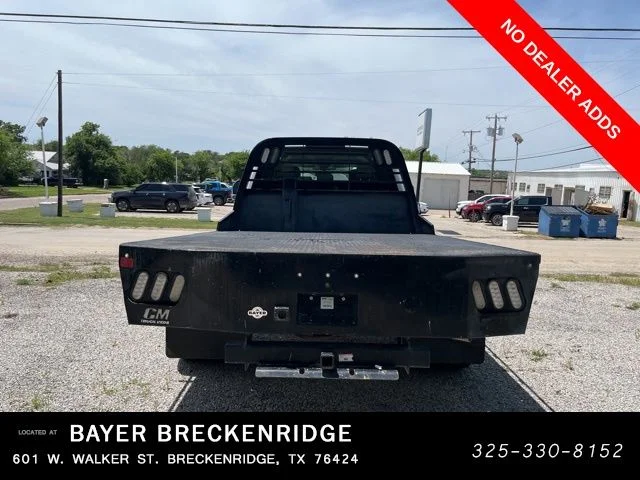 2022 Ford F-350 Super Duty Chassis Cab XL - Photo 4