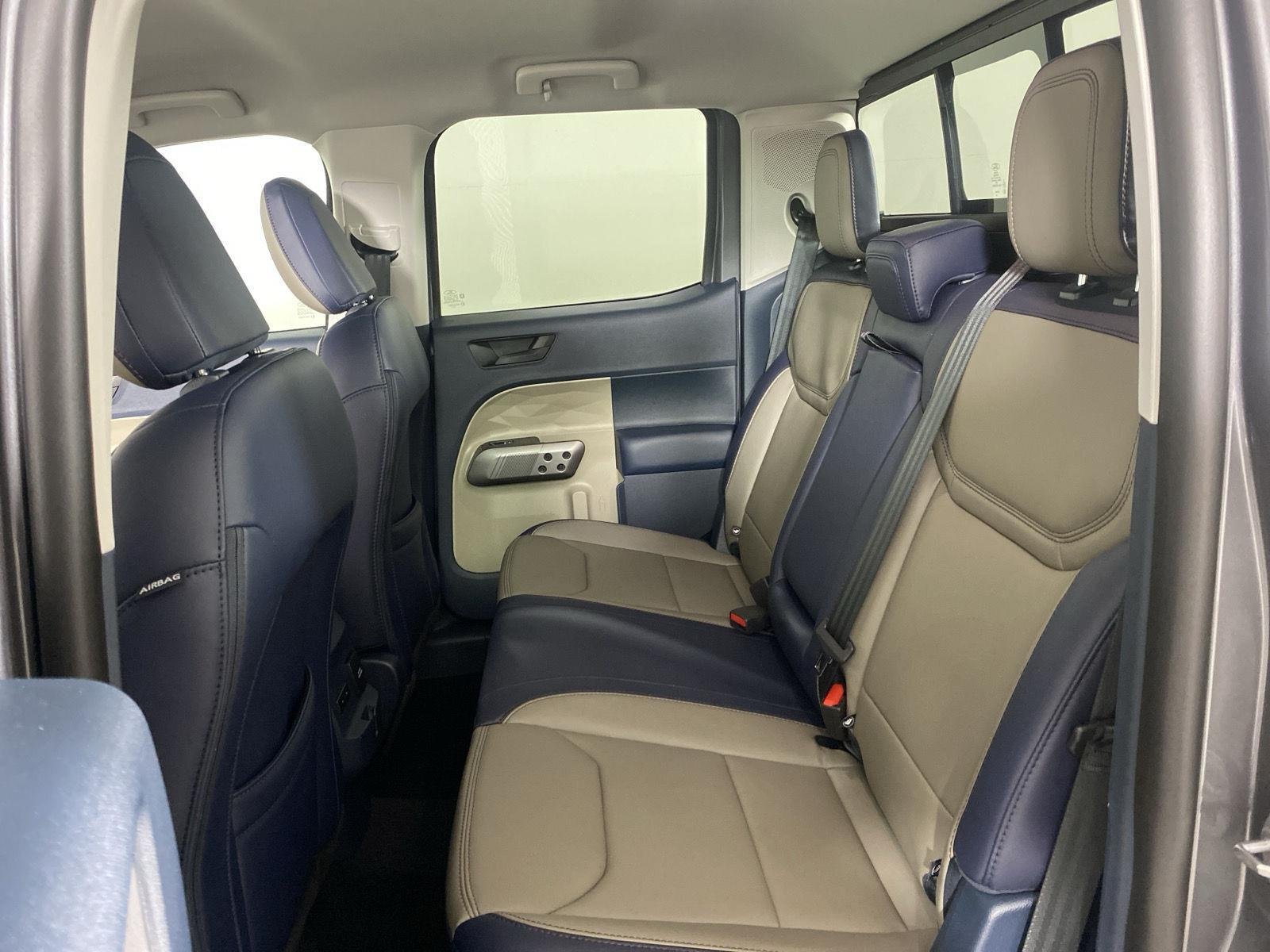 Used 2025 Carbonized Gray Metallic Ford  image 34