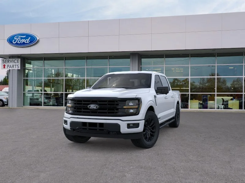 New 2025 Oxford White Ford XLT image 2