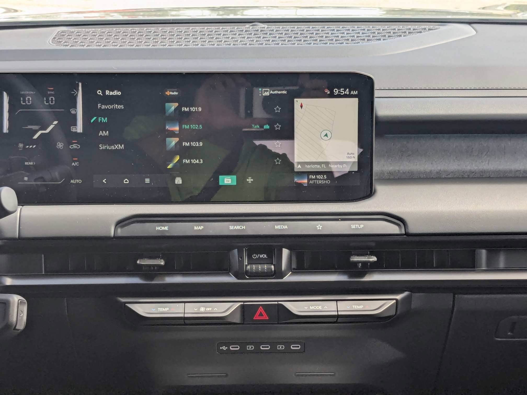 New 2027 Wolf Gray Kia X-LINE SX image 27