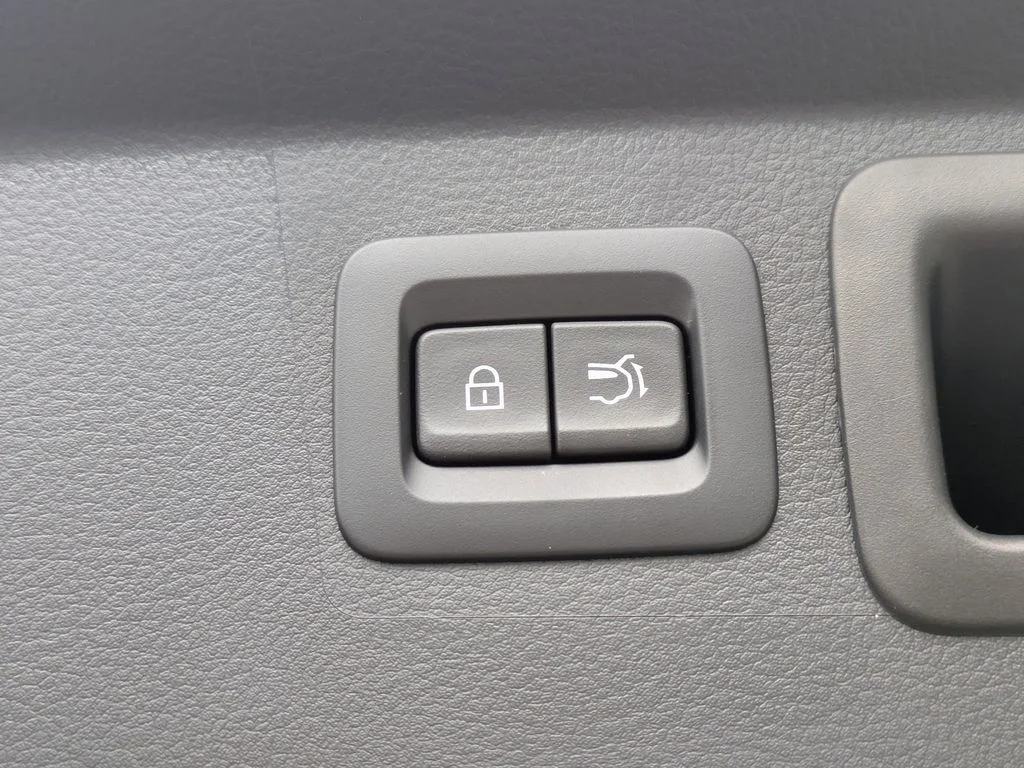 Certified Used 2025 Beige Mazda Premium image 14