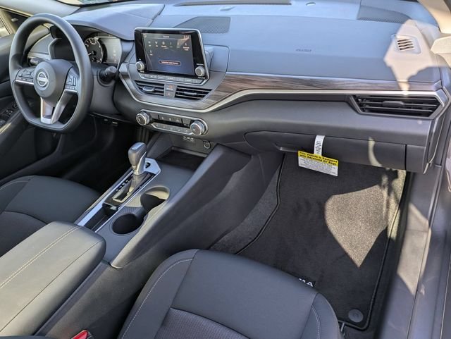 New 2026 Gun Metallic Nissan 2.5 SV image 26