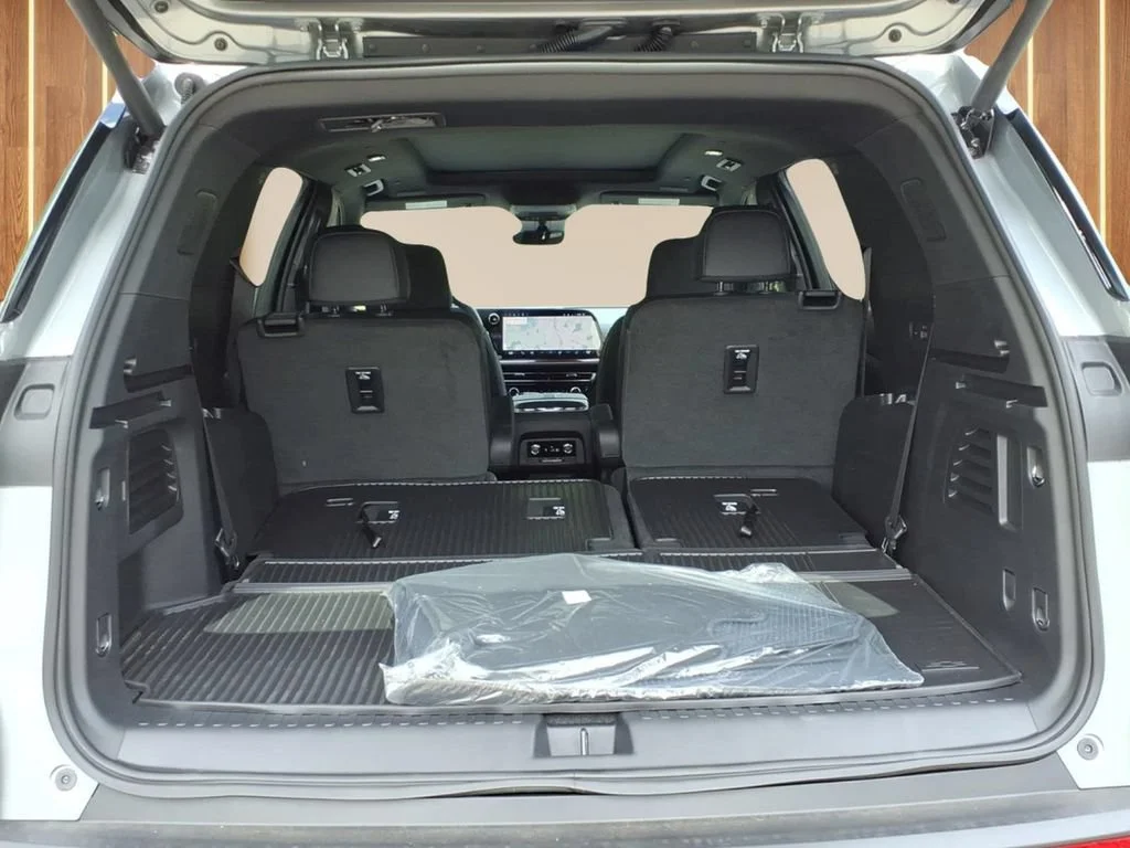 2026 Chevrolet Traverse Z71 - Photo 31
