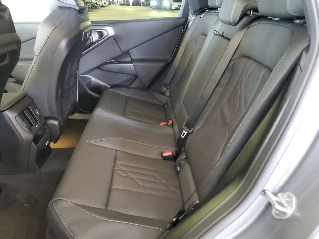 2026 BMW X3 30 - Photo 11