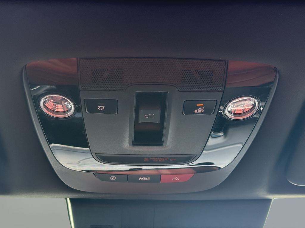 Used 2023 Black Kia SX image 40