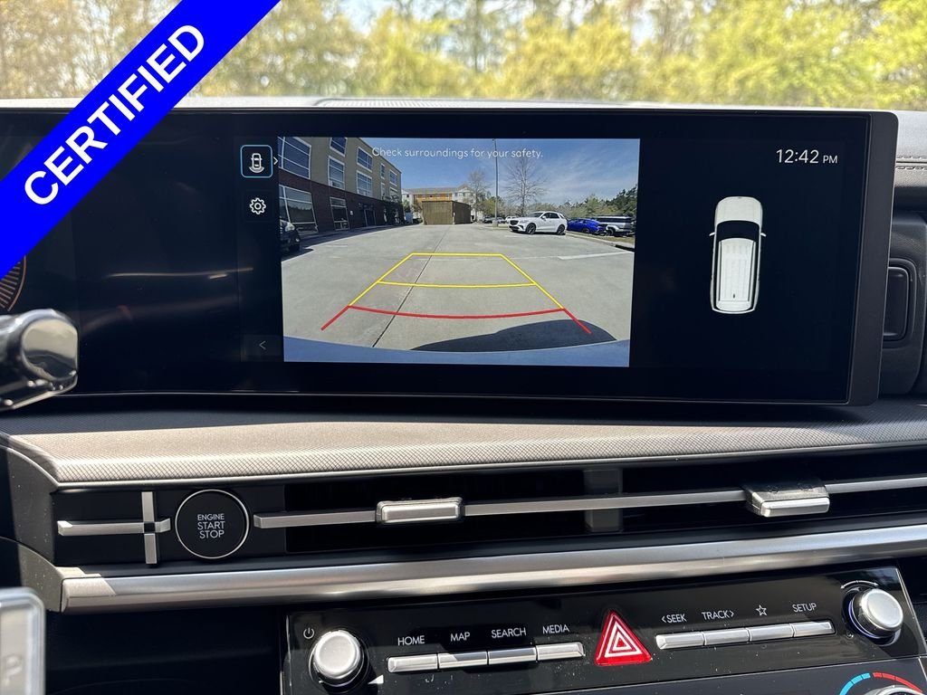 Used 2026 White Hyundai SEL image 23