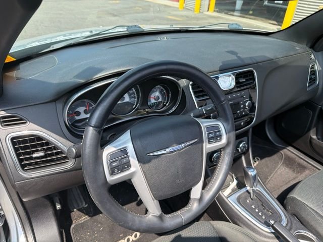 Used 2011 Silver Chrysler Touring image 12