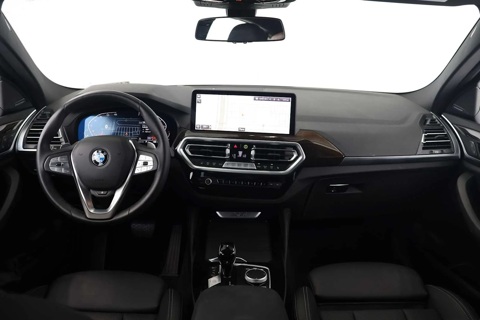 Certified Used 2025 Mineral White Metallic BMW xDrive30i image 21