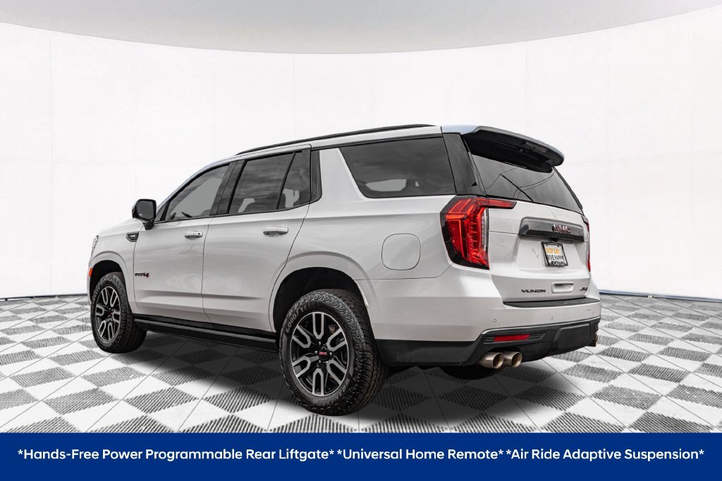Used 2023 White GMC AT4 image 9