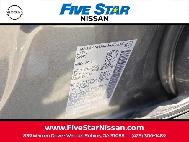 Used 2024 Gray Nissan SV image 18