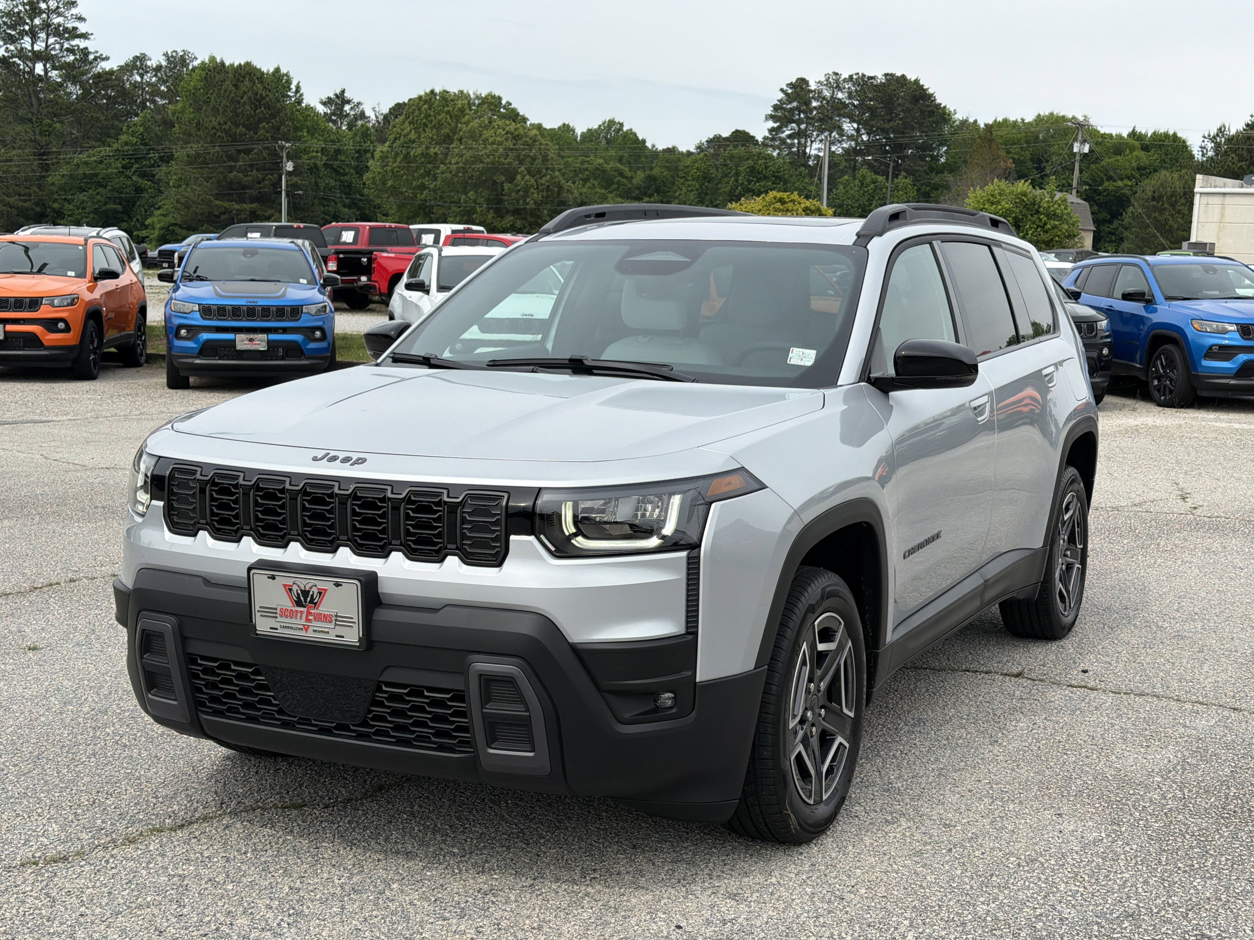 New 2026 Silver Zynith Clear-Coat Exterior Paint Jeep Limited image 5